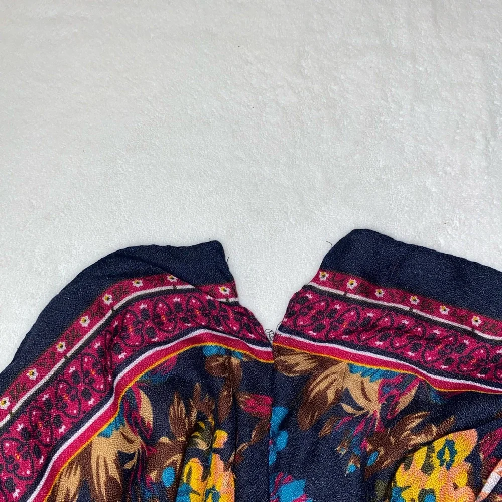 Multicolor Floral Print Infinity Scarf - Picture 3 of 4